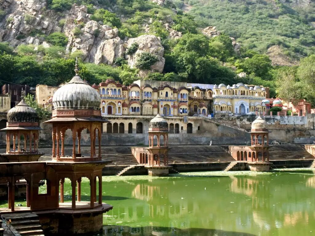 File:Vinay Vilas Mahal.jpg